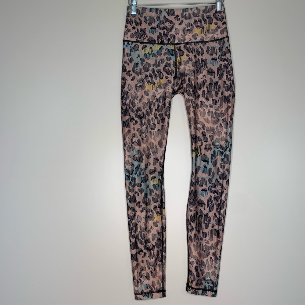 playground pink cheetah legging small